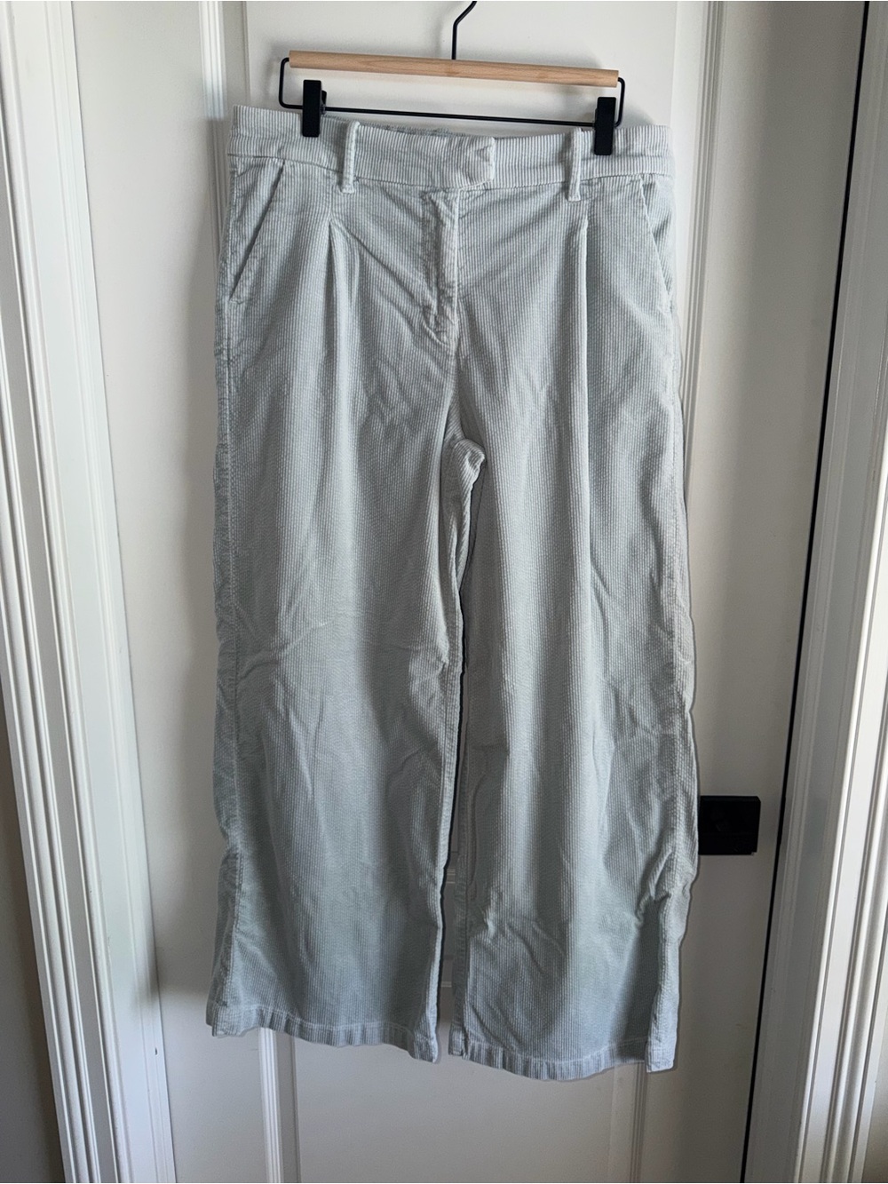American Eagle Wide Leg Trouser Corduroy Pants Size 10 Light Blue High Rise